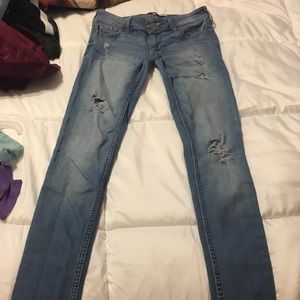 Hollister jeans 24x33